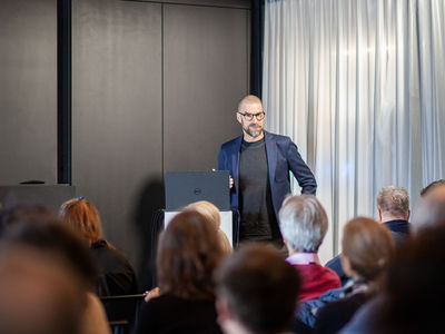 Zukunft in Holz 24.jpg PLY